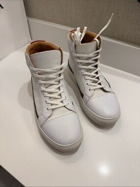 RDB Men's White High-Top  Sneakers